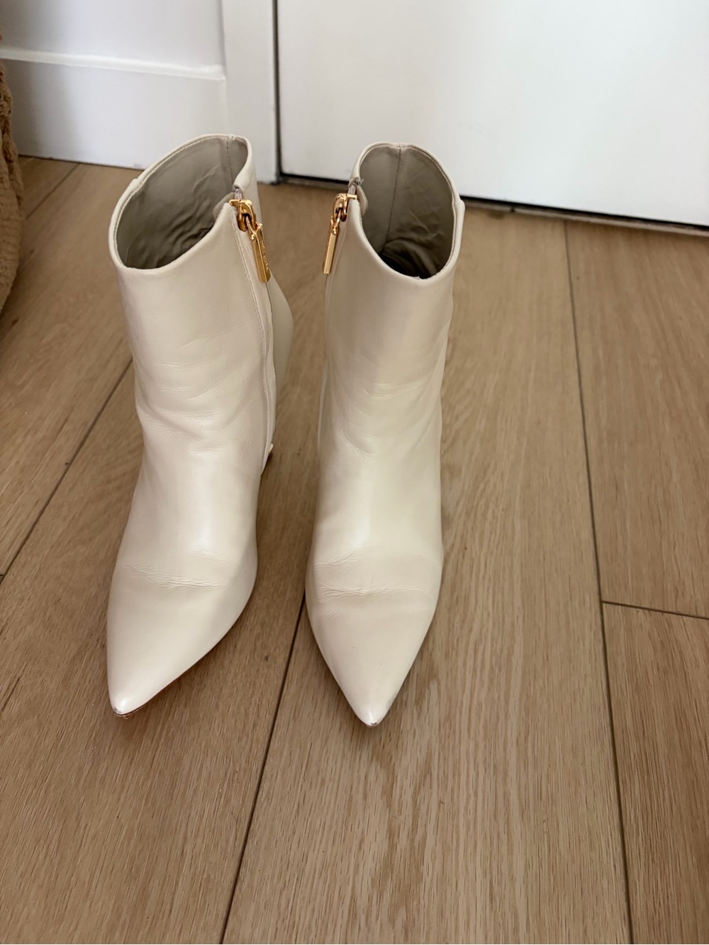 cult gaia Kenna Boot Off-White Size 8 38 - Picture 2 of 4